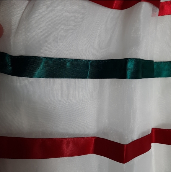 Girl's Dress - Picture 6 of 7